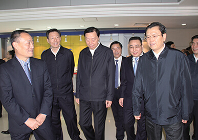 原中央政治局常委、 时任国务院副总理张德江调查腾博汇游戏官网科技